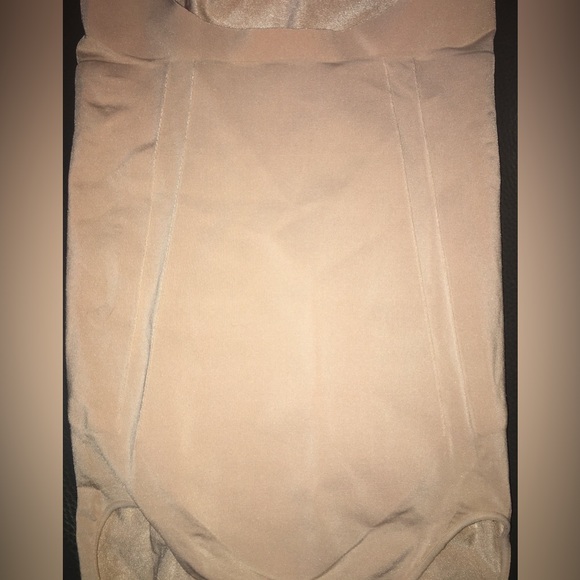 Spanx bodysuit in a tan cream color size Small Petite - Picture 8 of 12